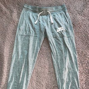 nike comfy pants